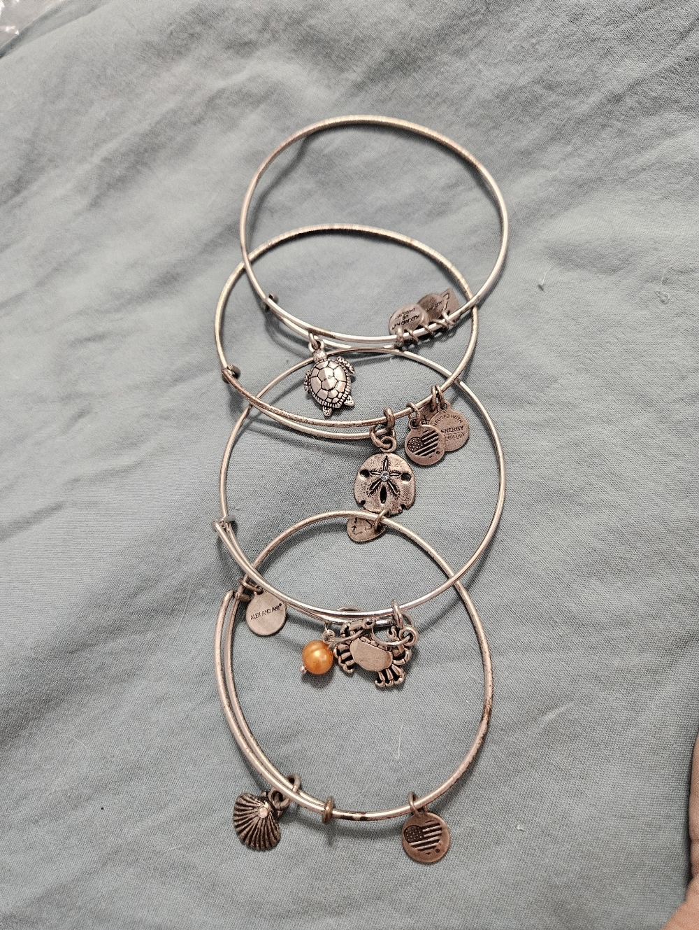Curated Boho Sea Life (4) Stackable Silver Charm Bangle Bracelet Set - Picture 3 of 3